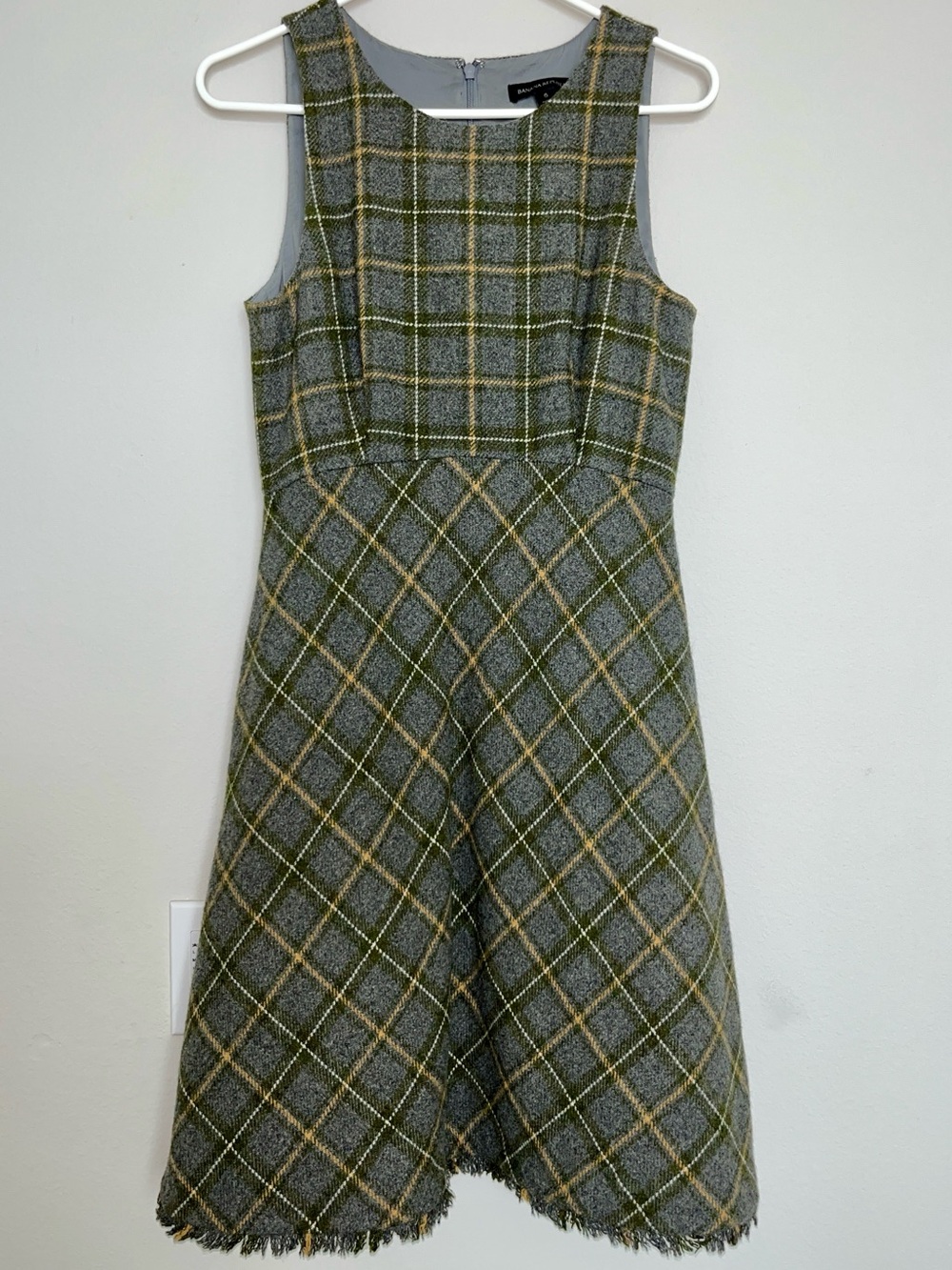 Banana Republic Sleeveless Plaid Midi Dress
